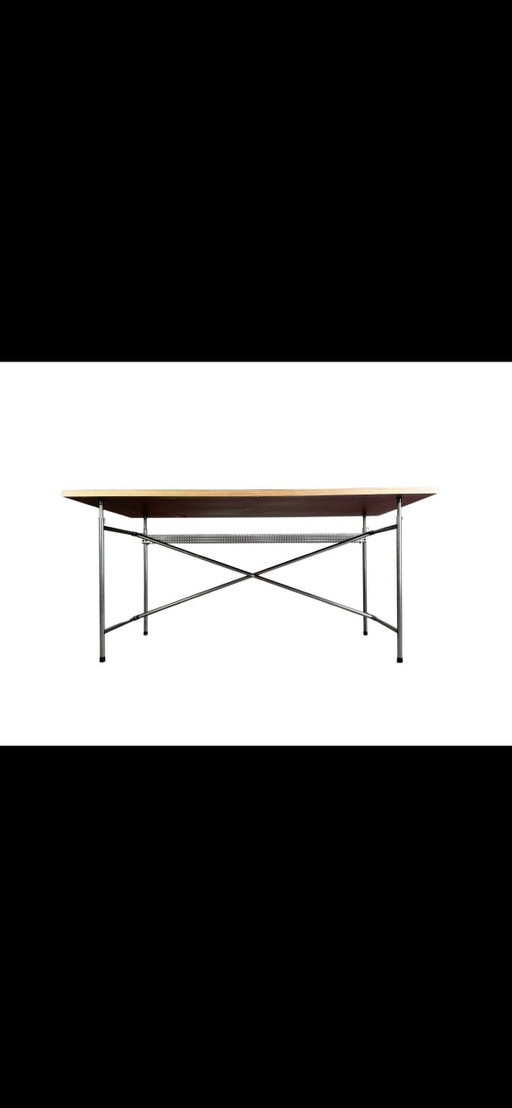 Set van 4 originele Egon Eiermann bureaus van Richard Lampert, metaal