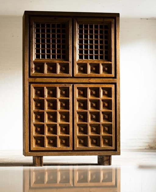 Mueble alto de cine poco común