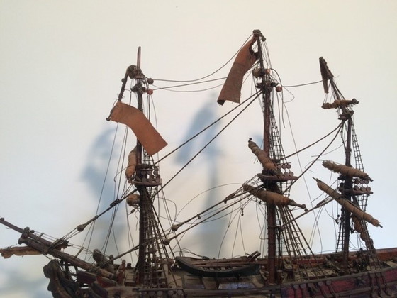 Image 1 of Maquette de bateau anglaise ancienne : « H.M.S. Mermaid », XIXe siècle