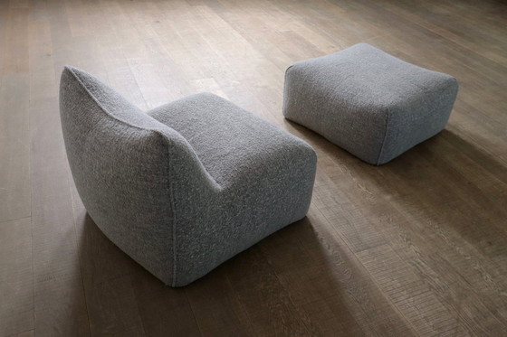 Image 1 of Poltrona Le Bambole con pouf in bouclé di Mario Bellini per B&B Italia, anni '70