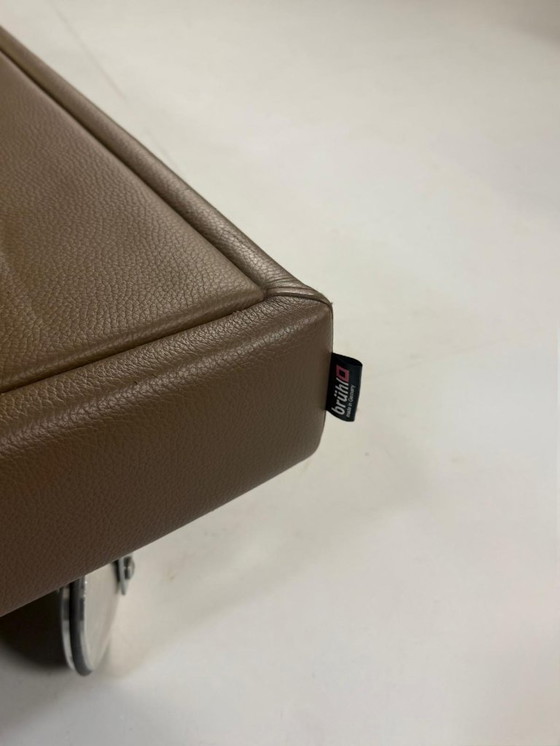 Image 1 of Divano letto in pelle Brühl Four Two con funzione di design