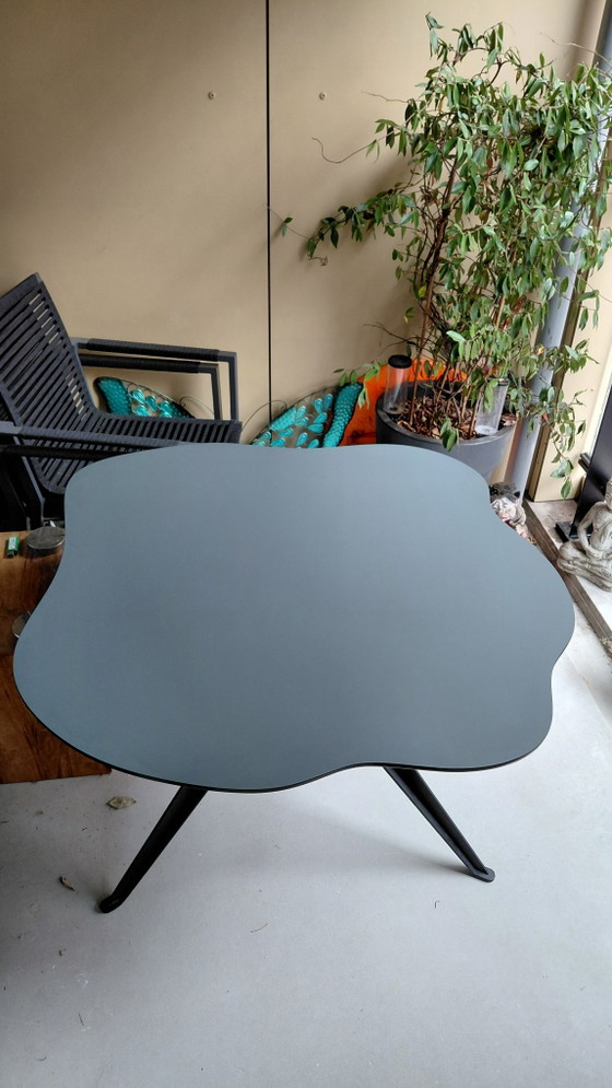 Image 1 of For sale Cloud round table with Fenix ​​top by Kas020 color Verde Comodoro 0750
