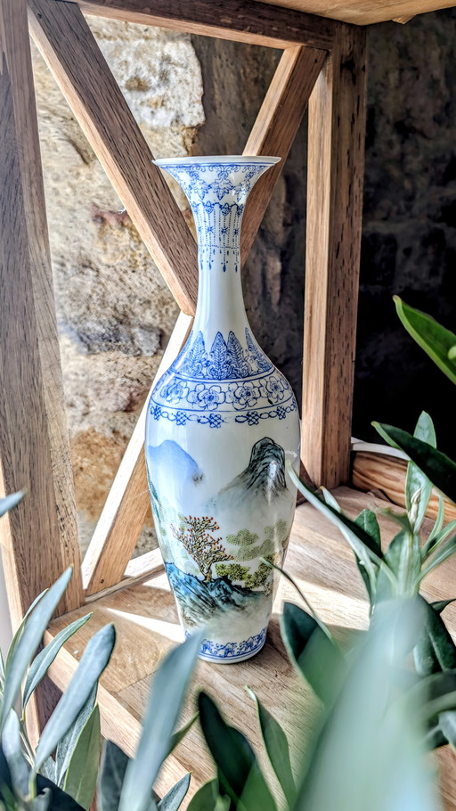 Chinese eggshell porcelain vase – hand-painted mountain scene – Jingdezhen, 20th century