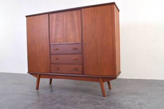 Image 1 of Credenza alta danese in teak di metà secolo, anni '60.