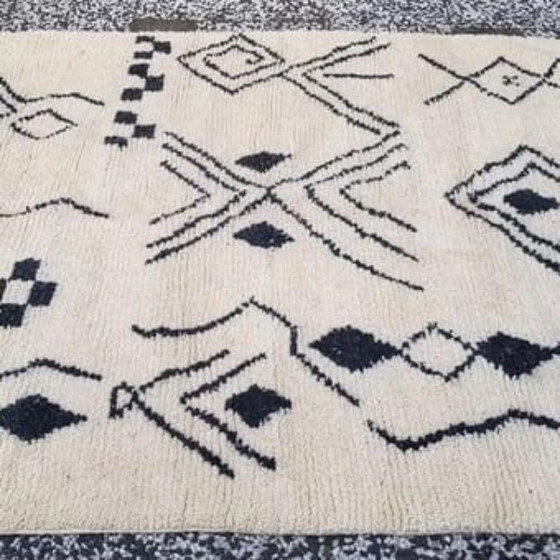Image 1 of Handgeknoopt Berber tapijt wol 214x172cm