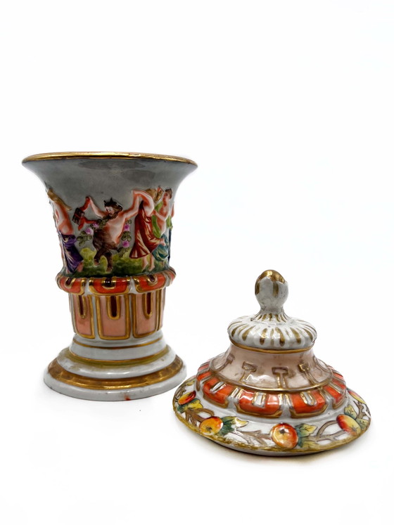Vase en céramique Capodimonte du 19e siècle – Porcelaine (photo 3 of 5)