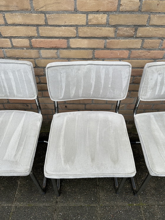 Image 1 of 4 sedie a slitta in velluto a coste con struttura tubolare cromata