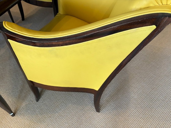 Image 1 of Magnifique ensemble de salon Art Déco composé de 4 fauteuils en cuir et d'une table de jeu en acajou, 1920-1930