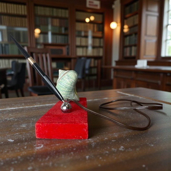 Image 1 of Juego de escritorio con luz de concha náutica y bolígrafo, años 40