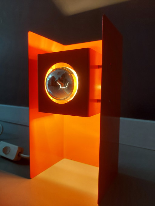 Space Age Cube Lamp Van Philips NTS 8