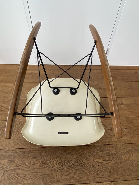 Image 1 of Set of 2 original Eames RAR rocking chairs fiberglass -Herman Miller