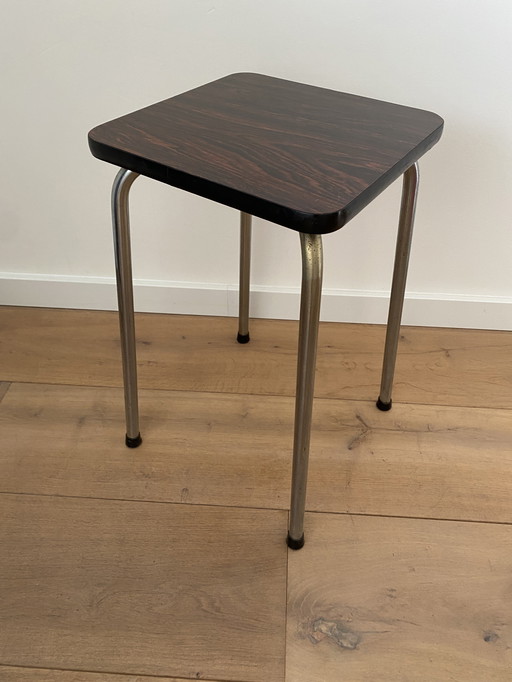 Tabouret en Formica de style moderne du milieu du siècle