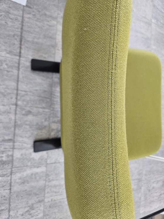 Image 1 of 2x F780 lounge chairs by Pierre Paulin, Artifort