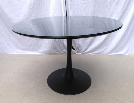 Image 1 of Zwarte tulp tafel diam. 100