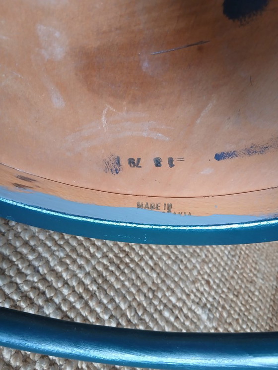 Zwei Thonet Stühle., Esszimmerstühle, Holz, Grün (Foto 14 von 17)