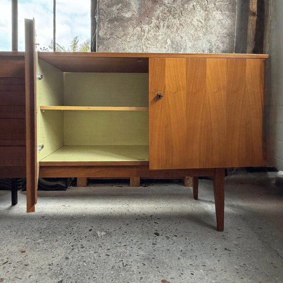 Image 1 of Vintage XL dressoir (250cm) in teak(fineer), 2x kast - 4x lade