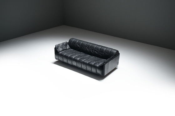 Image 1 of Superbe canapé-lit vintage DS-69 en cuir noir par l'équipe De Sede pour De Sede