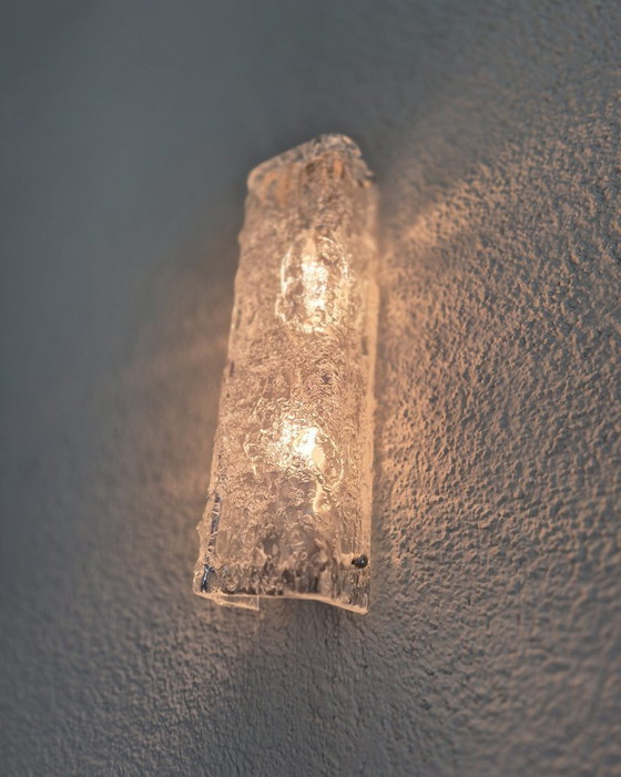 Image 1 of Vintage TEKA Model 2017 wandlamp van ijsglas, Duitse brutalistische mid-century moderne lamp uit de jaren 70 met 2 lichtpunten.