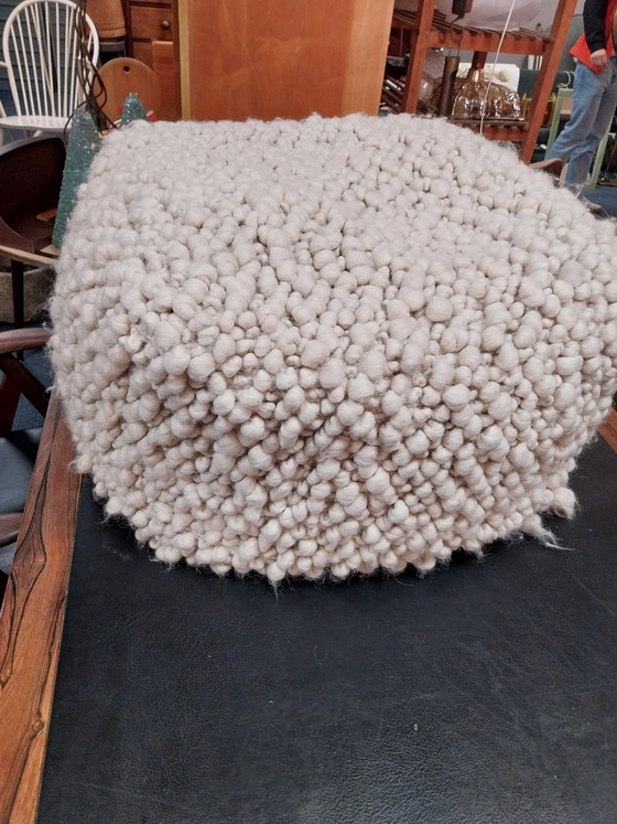 Image 1 of 1 pouf bulle Eichholtz 100% laine