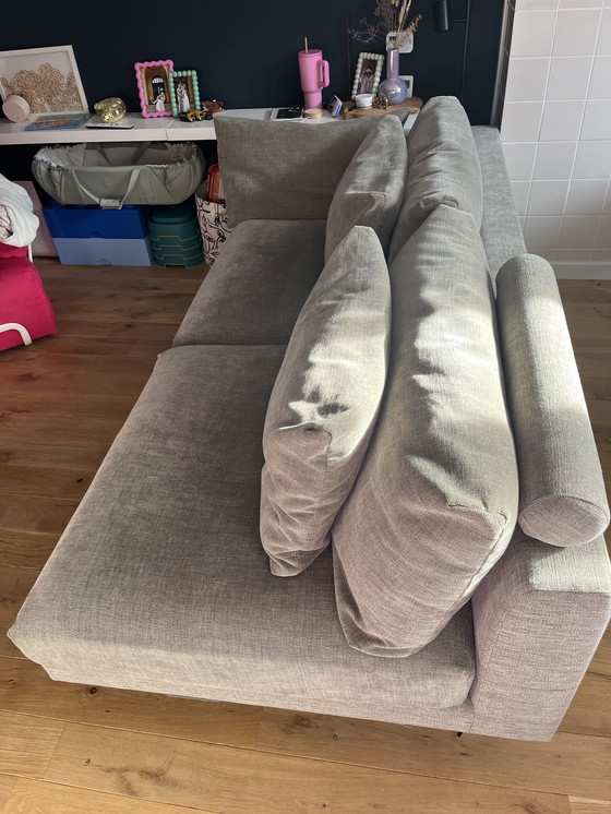 Image 1 of Montis Axel XL