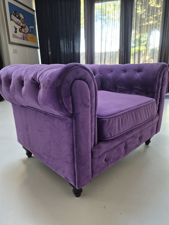 Image 1 of Chesterfield bank + stoelen