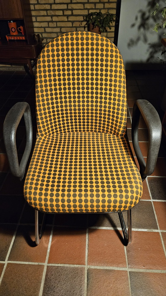 Image 1 of Chaises cantilever vintage Stoll Giroflex - Âge spatial