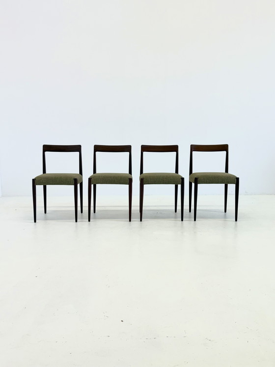 Image 1 of Juego de 4 sillas de comedor Lübke con madera de palisandro.