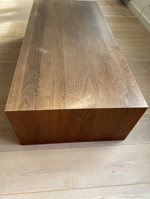 Goose tree coffee table