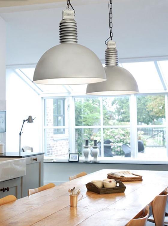 Image 1 of Frezoli Industriële hanglampen aan ketting (3)