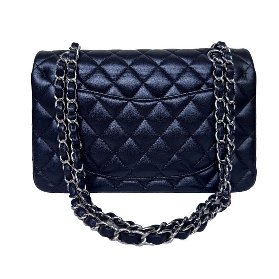 Chanel Classic Flap Small – Crossbody bags, Lambskin (photo 14 of 17)