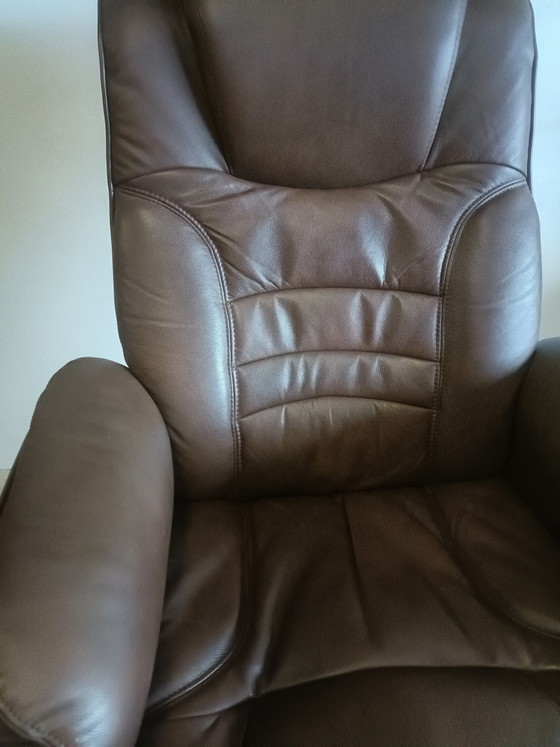 Image 1 of Fauteuil inclinable en cuir marron