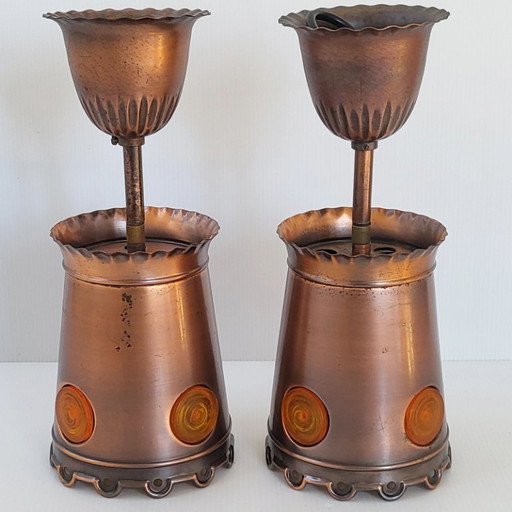 PAIR OF VINTAGE 1970S BRUTALIST PENDANT LIGHTS IN COPPER & ORANGE PLASTIC 70S