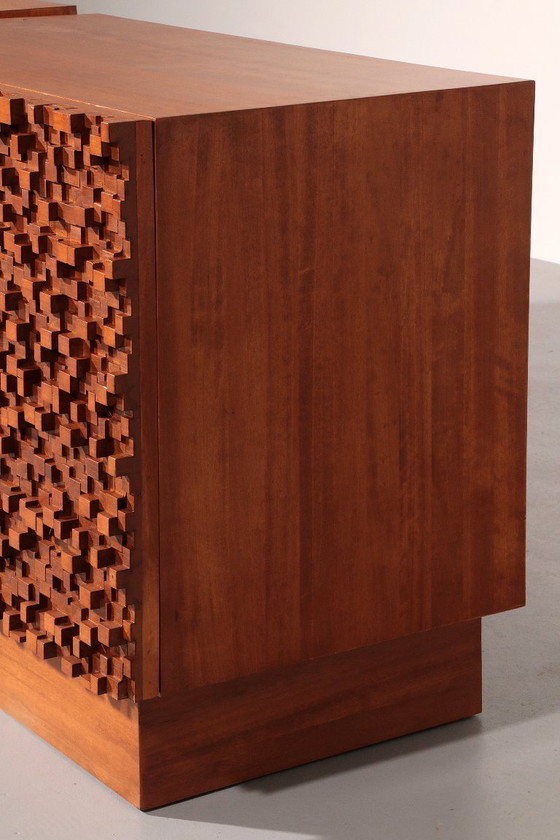 Image 1 of Zeitgenössisches Paar brutalistischer Sideboards aus Massivholz
