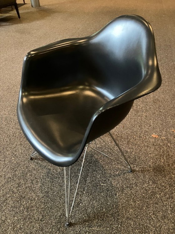 30 x Poltrona Vitra Eames DAR in plastica nera – Sedie da pranzo, Chrome (photo 3 of 5)