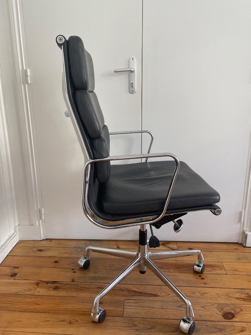 Silla Eames EA 219 Soft Pad de Vitra Office Chair