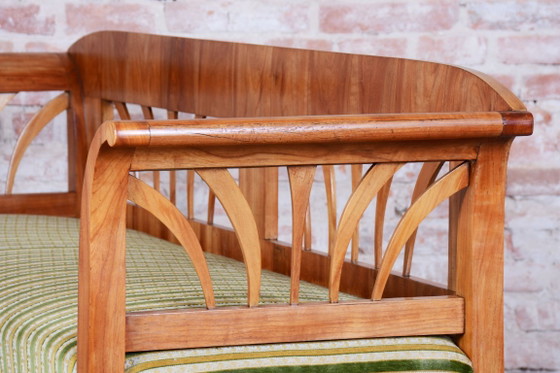 Divano Biedermeier restaurato, in legno di ciliegio e abete rosso, con finitura lucida, Austria, anni 1820. (photo 8 of 10)