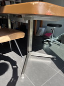 Design Executive desk/meeting table from Abbondinterni