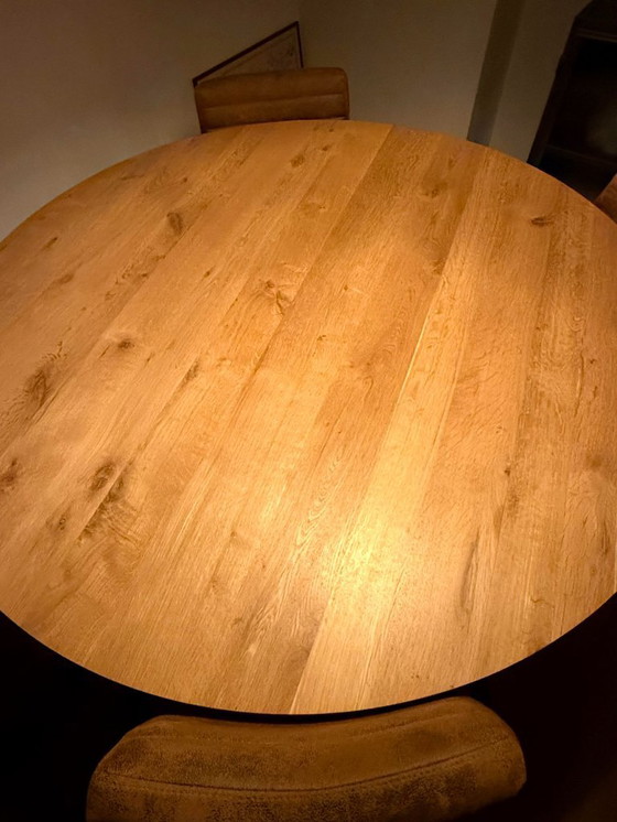 Image 1 of Table de salle à manger ronde en chêne avec piètement en matrice