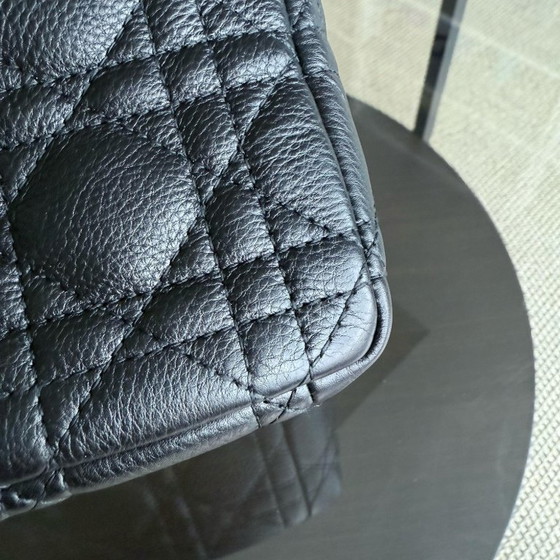 Image 1 of DIOR CARO MEDIUM - CANNAGE KALFSLEER MET NERF, ZWART, GOUDEN BESLAG