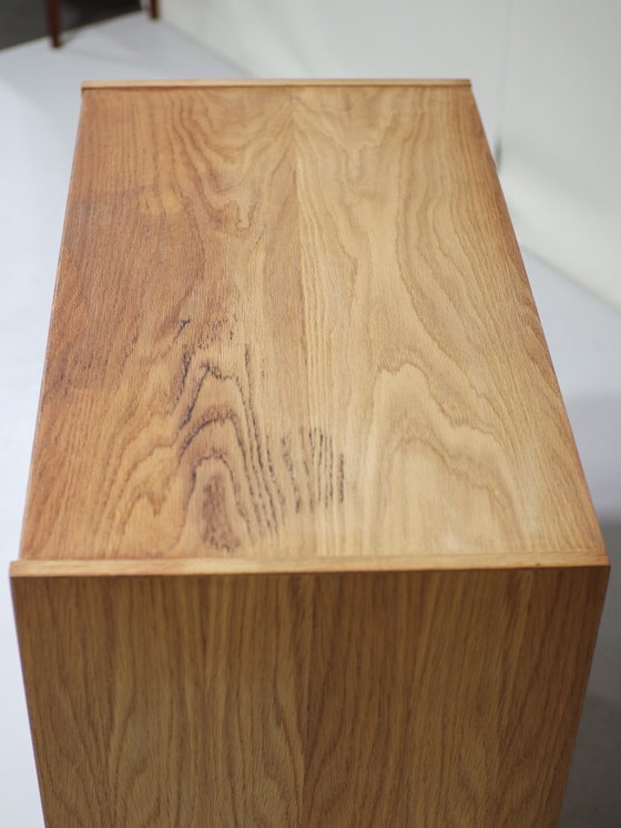 Image 1 of Armoire à portes coulissantes chêne vintage danois