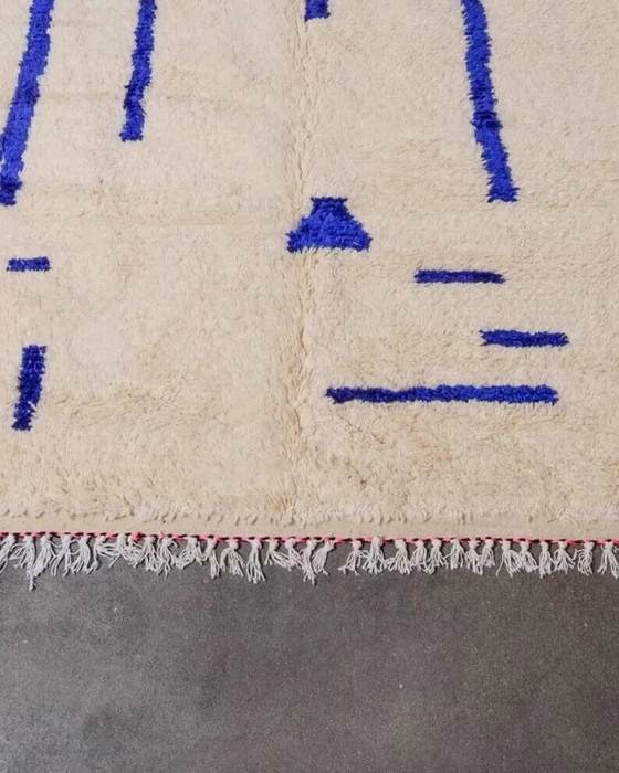 Alfombra marroquí decorada a mano 250cm x 150cm – Wool (photo 6 of 7)