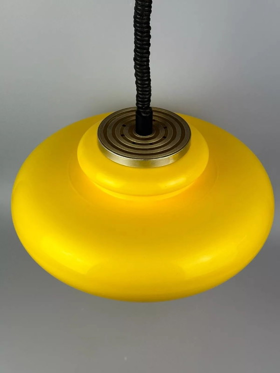 Image 1 of Lampada da soffitto anni '60-'70, lampada a sospensione, plastica, metallo cromato, design spaziale