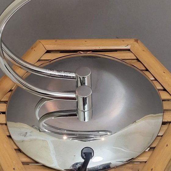 Image 1 of Designer table lamp, swans, Swan, in chrome, Woofi leuchten