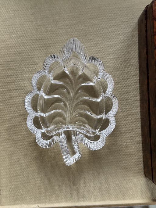 Bol en cristal vintage Cristal d’Arques en forme de feuille