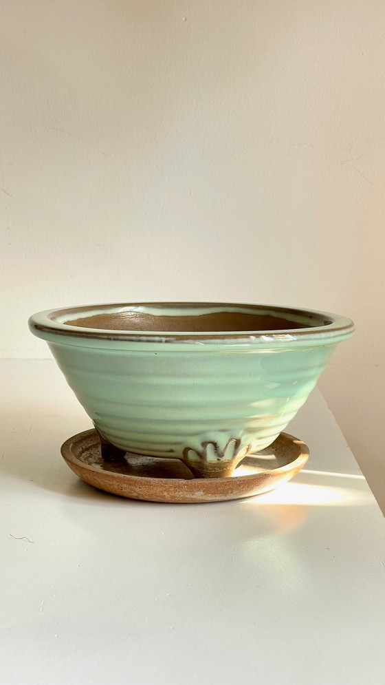 Image 1 of Vintage keramische driepoot pot en schotel