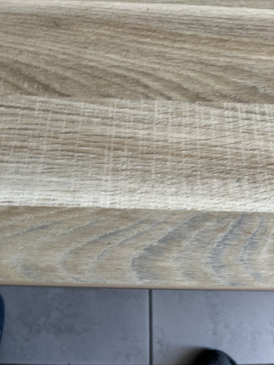 Chesterfield leather armchair – Wood (photo 5 of 5)