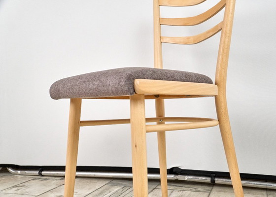 Image 1 of Set van 4 houten stoelen JITONA, jaren 60, Tsjechoslowakije