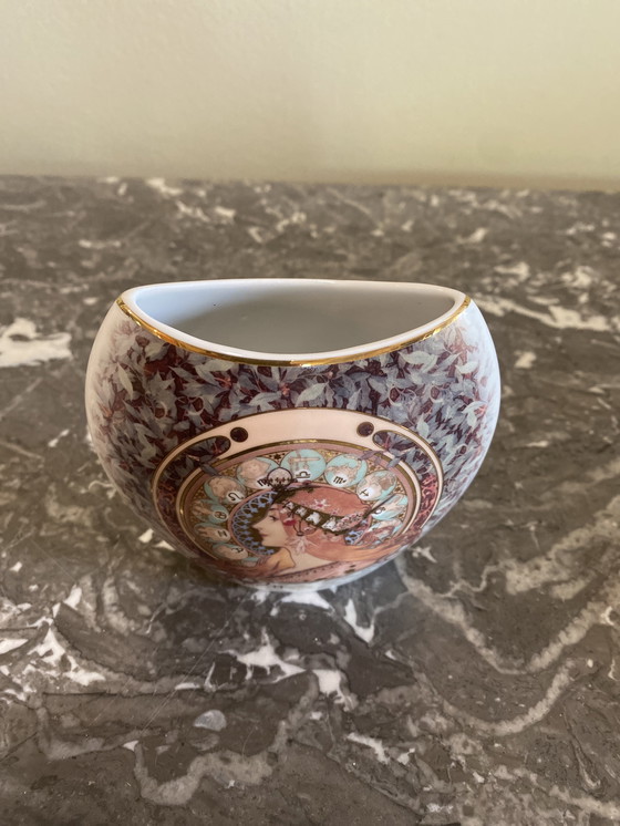 Image 1 of Vaso Mucha art nouveau