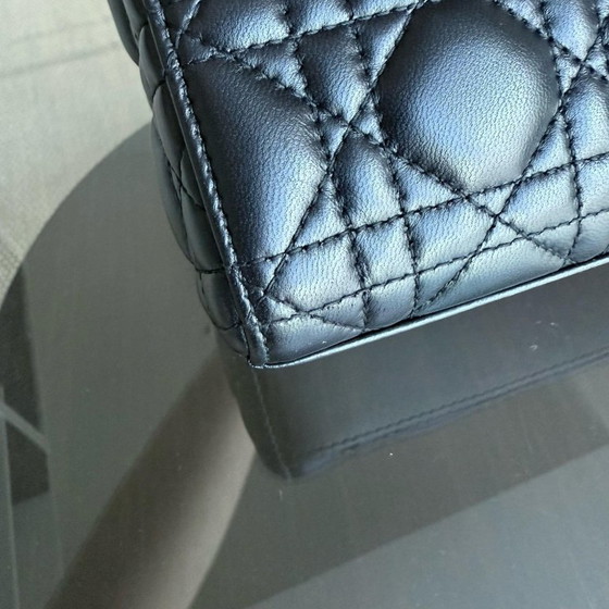 Image 1 of DIOR D-JOY MEDIUM - PELLE DI AGNELLO CANNAGE, NERA, FERRAMENTA DORATA