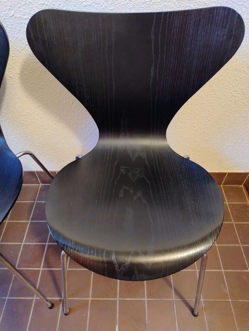 4x Fritz Hansen Serie 7/3107 Zwart